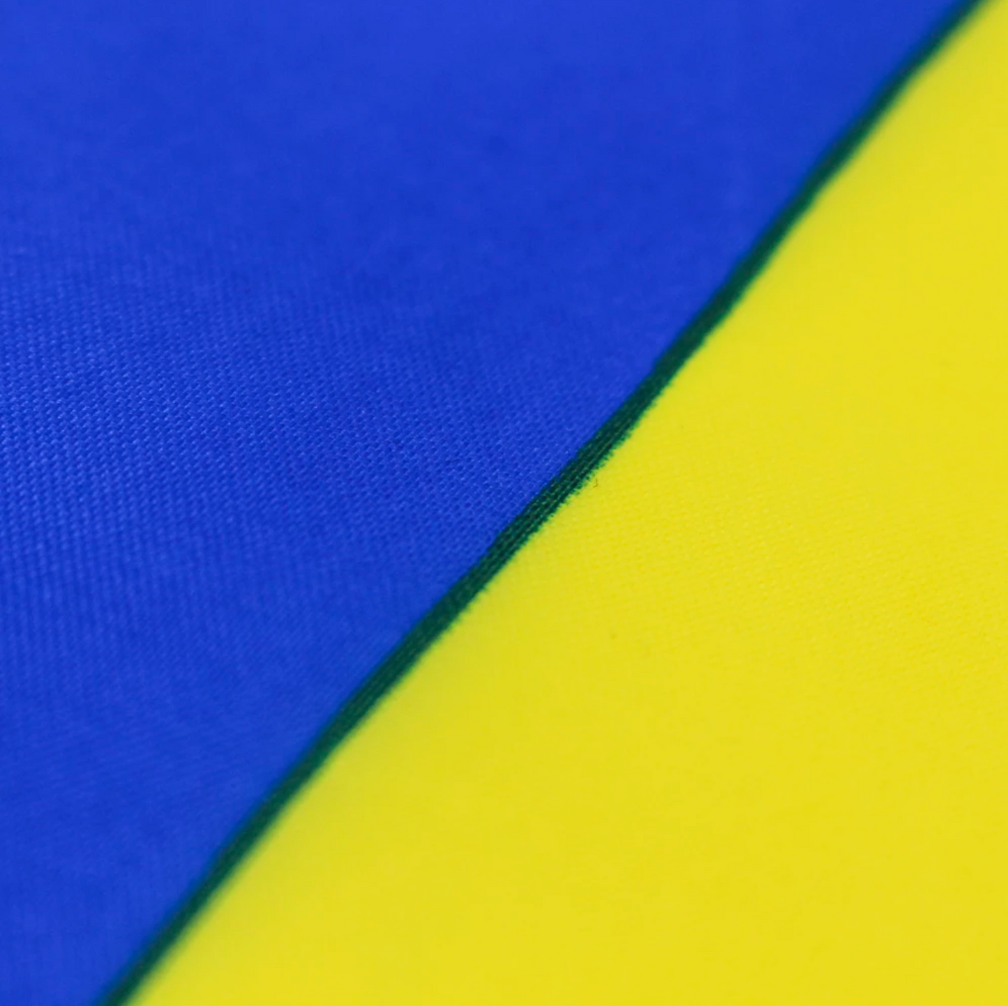 Large Ukraine Ukrainian Flag Heavy Duty Outdoor 90 X 150 CM - 3ft x 5ft - Homeware Discounts