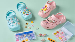 Mixed 25Pcs Random Cartoon Cute PVC Shoe Charms Decor For Croc Clogs
