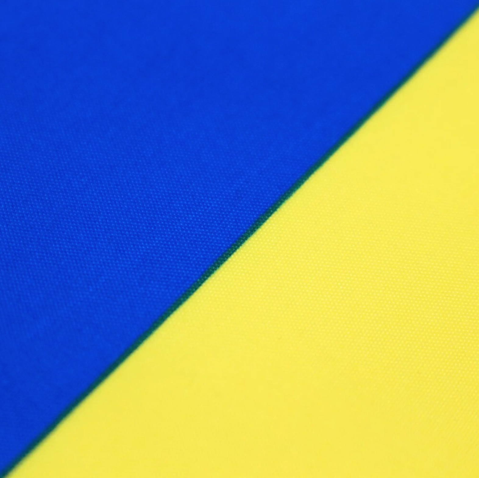 Large Sweden Swedish Flag Heavy Duty Outdoor 90 X 150 CM - 3ft x 5ft - Homeware Discounts