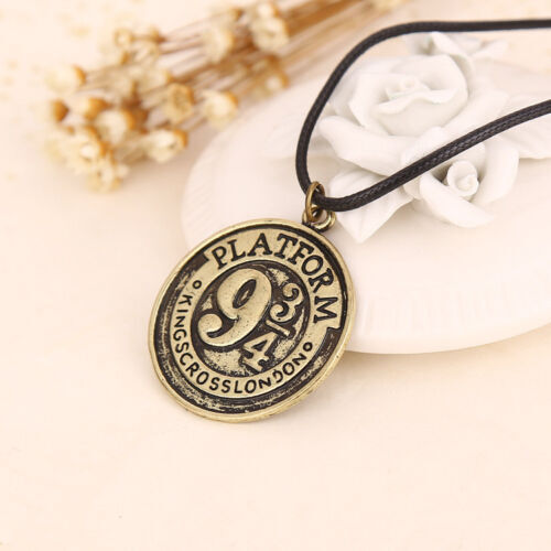 Harry Potter Kingscross London Platform 9 3/4 Necklace Gold Pendant Chain Jewellery - Homeware Discounts